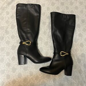 Dexflex Comfort Black Heeled Boots with Gold Accent